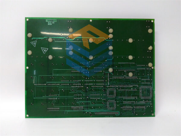 b53a5605fa6cb59b28dd 2 DS215KLDCG1AZZ03A Large printed circuit board